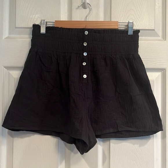 Mi ami brand size l elastic waist high waist shorts- NWT - Picture 1 of 6